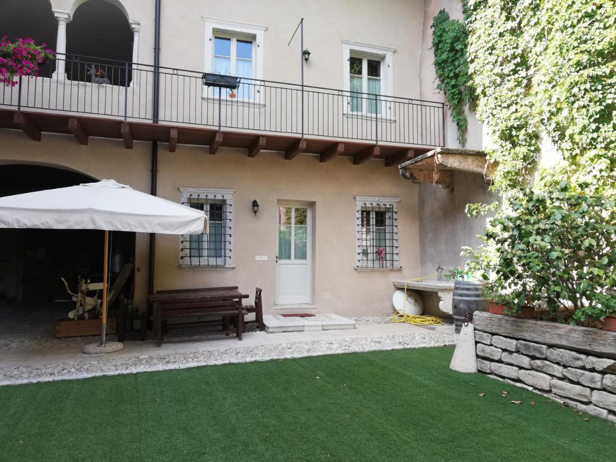 Colle Ameno Room And Breakfast Rovereto (Trentino Alto Adige) Exterior foto